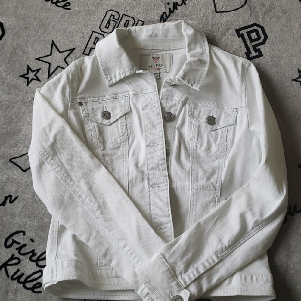 GUESS WHITE JEAN JACKET
